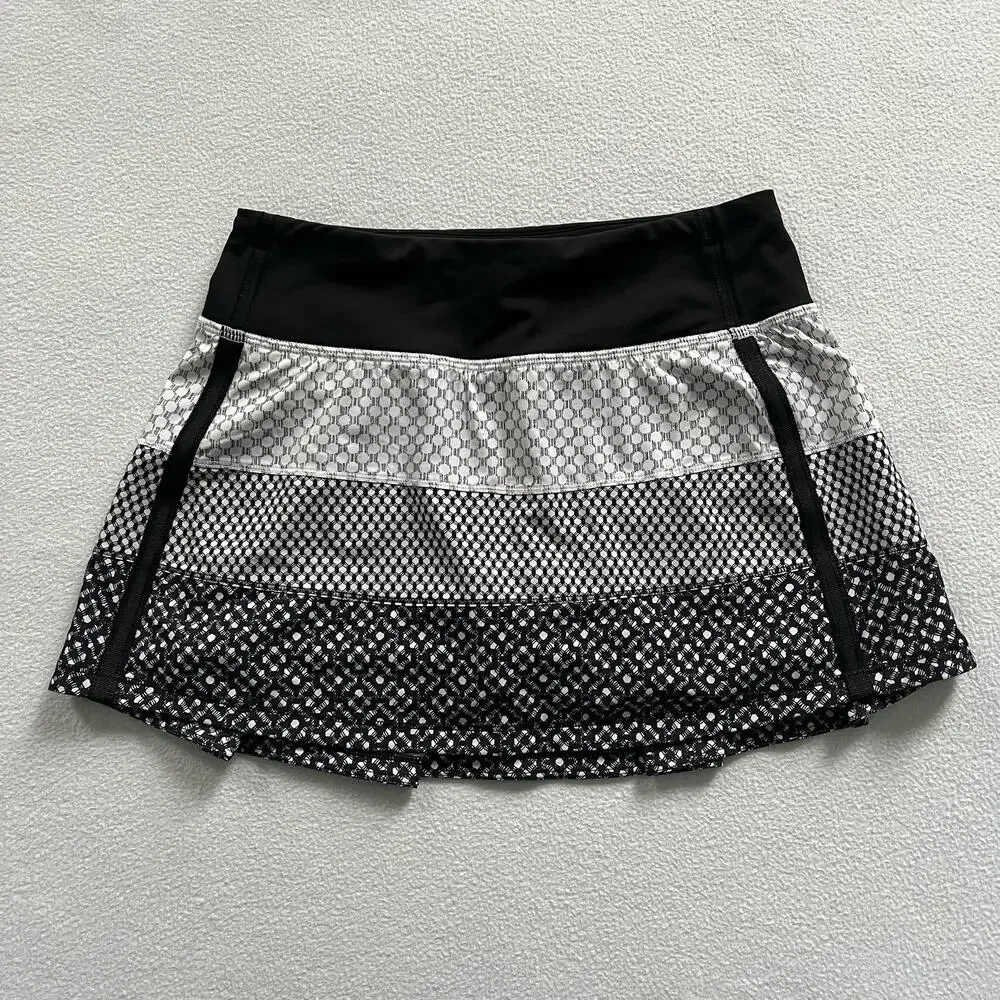 Lululemon Women Dottie Eyelet White Black Print Pace Rival Skirt II Skort 2 Reg